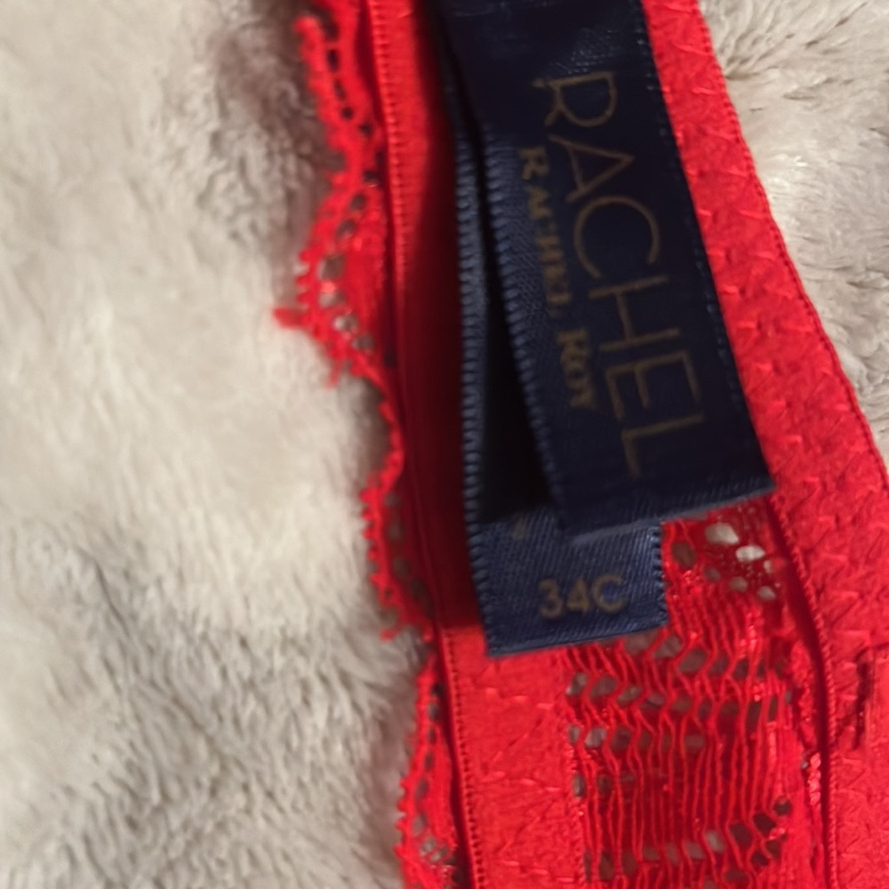 Bras - Picture 3 of 3